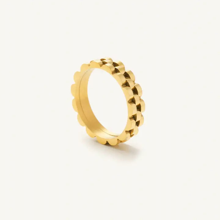 Nikki Smith Cameron Gold Ring